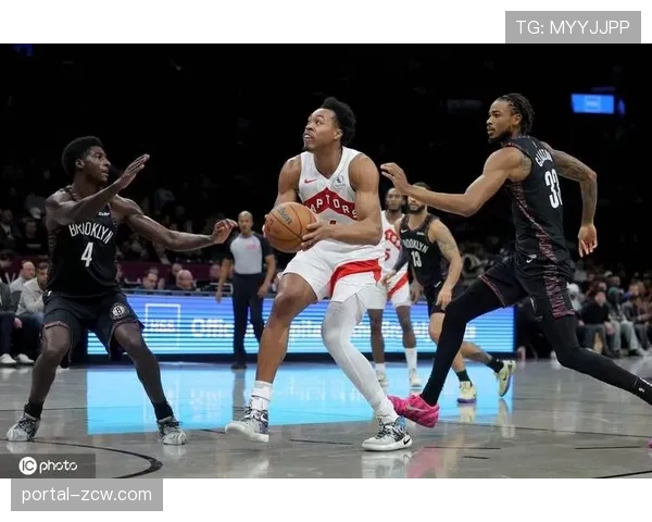 篮网力克公牛克拉克斯顿二十八分十篮板撑内线